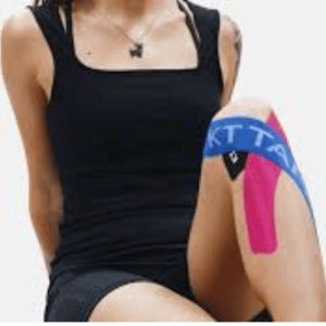 How To KT Tape A Knee